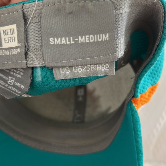 🏈🐬🧢Miami Dolphins Fitted Hat - Picture 5 of 7